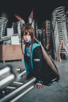 Kitaro Kitaro Arknights Amiya COS (17 ภาพ)