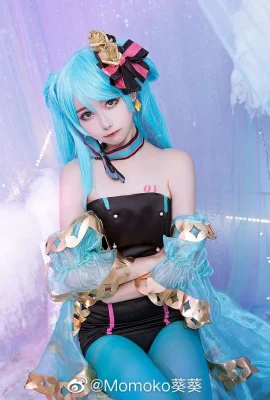 คอสเพลย์ VOCALOID Hatsune Miku[CN: Momoko Aoi](9 ภาพ)