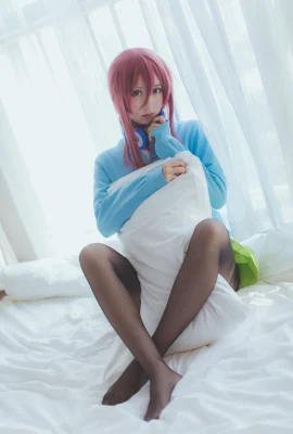 Weibo งามคุโรคาวะซันจิว (42 ภาพ)