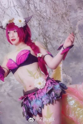 League of Legends Eternal Forest Ahri @Zyraqiu (9 ภาพ)
