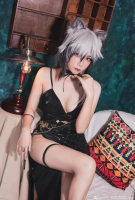 Arknights Black @real_roll พิมพ์ความจริง liLyyy (9 ภาพ)