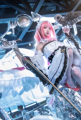 Azur Lane Perseus @_The Strong Man Seven Shas_ (ถ่ายภาพ: @leaderShadow) (Kugou Mushroom·Firefly Animation Music Carnival) (9 ภาพ)