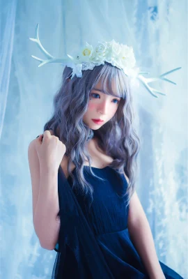 คอสเพลย์ crazy cat ss – กระโปรงสีดำ ถุงน่องตาข่าย