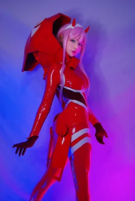 คอสเพลย์เต็มเกียร์ Zero Two โดย Hidori Rose