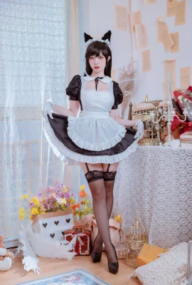 Nisa สุนัขที่คุ้นเคย: Blue Atago Maid