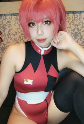 (Sakata Nyama) Luna Maria Hawk ในชุดรัดรูปทหาร ZAFT ขาสูงรัดรูป (mov)