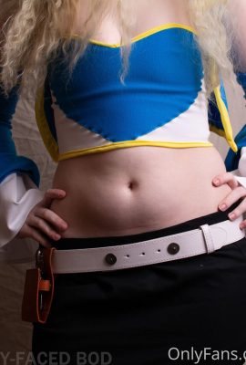 (หุ่นหลายหน้า) ชุดภาพ HQ ของ Lucy Heartfilia