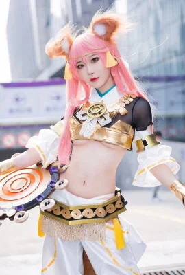 อาเบายังเป็นกระต่ายสาว ทามาโมะ มาเอะ อีกด้วย