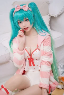 Hatsune Miku Hatsune miku pajamas.ver @大久roll小roll(9 ภาพ)