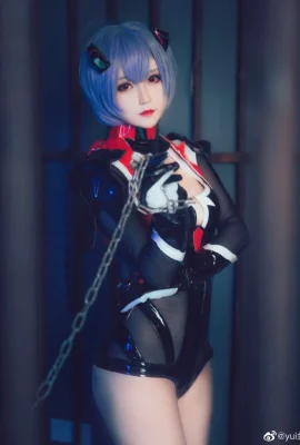 “Neon Genesis Evangelion” ชุดรบสีดำ EVA Ayanami Rei เพราะภาพสวย ๆ[CN: yui goldfish](9 ภาพ)