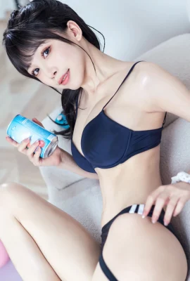 ท่าโยคะ “ชุดชั้นในสีน้ำเงิน” ของ Shui Miao Aqua ร้อนเกินไป (41 ภาพ)