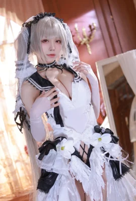 Shui Miao Aqua อวดขายาวของเธอในชุดแต่งงานโปร่งใสใน “Azur Lane-Awesome 5” (45 ภาพถ่าย)