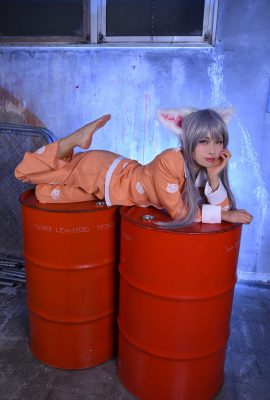 อิซึกิ โมโนกาตาริ – อิซึกิ แมว (ดำ) –