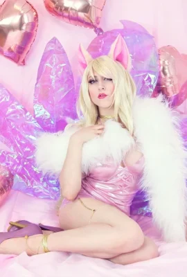 WaifuFox – KDA อาริ