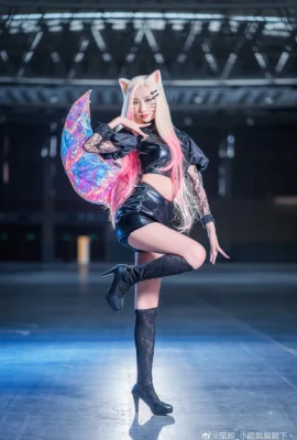 League of Legends Ahri K/DA @猫堂_小堂堂大木丶 (ถ่ายภาพ: @猫星 Gang大木) (DC24) (9 ภาพ)