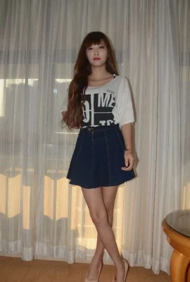 ฉันชวน LOL ไปกินข้าวเย็น แล้วก็ตรงไปที่โรงแรมเพื่อจองห้องพักและถ่ายรูป (25 ภาพ)
