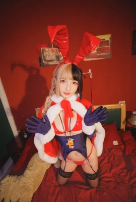 สิ่งล่อใจของ Mafuyu Kamakusaka ใน “Christmas Girls 2” ในถุงน่องสีดำนั้นทนไม่ได้ (77 ภาพถ่าย)