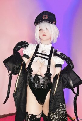 Mad Roxy – เจ้าหน้าที่ระดับ 2B