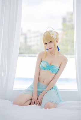 Frontier v – ชุดว่ายน้ำของ Saber Artoria Pendragon