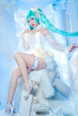 初音未来MIKU未来有你cos cn尤幽 (14 photos)