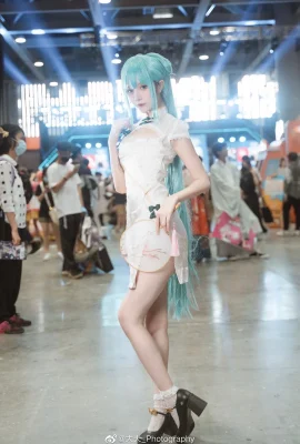 Hatsune Miku Shaohua @小娜比Nabby (ถ่ายภาพ: @大夫_Photography) (Firefly Animation Game Carnival) (8 ภาพ)