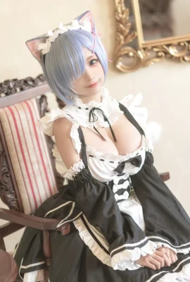 โมโม่โง่คอสเพลย์ Rem