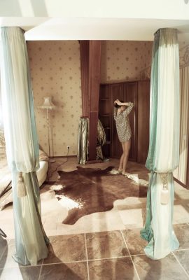 Metyne Veselin ภาพถ่ายท่องเที่ยวเปลือย (124 ภาพถ่าย)