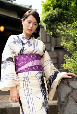 Miho Tsuno Yukata และผิวเปลือย (120 ภาพถ่าย)