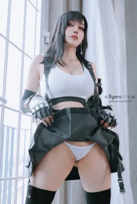 Byoru – Tifa Lockhart (65 ภาพถ่าย)