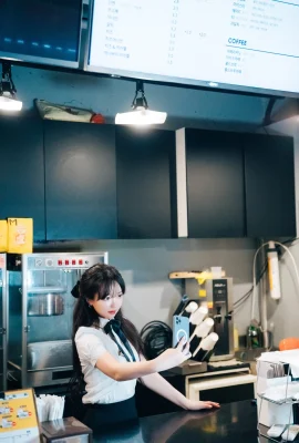 (Son Yeeun) OL ที่ร้อนแรงที่สุดแต่งตัวจนพนักงานทุกคนทนไม่ไหว (42 ภาพ)