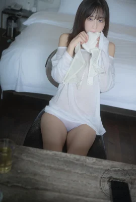 (ฮินะ) มุมมองแบบตัดต่ำนั้นชั่วร้ายมากจนจะฆ่าคุณ (8 ภาพ)