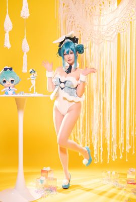 (Hoshilily) เดือนกันยายน 2023 แผน A – Hatsune Miku Bicute Bunnies (เวอร์ชั่น White Bunny)