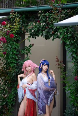 Himeecosplay & Itty Bunny – เออิ & มิโกะ