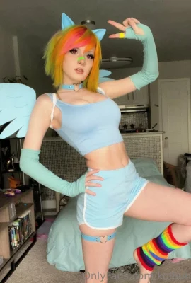 บันนี่ ลินน์ – Rainbow Dash