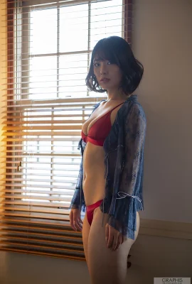 (Koizumi Nana) ท่าทางที่กล้าหาญและสะดุดตานั้นน่าดึงดูดจนถือเป็นความผิดทางอาญา (26 ภาพ)