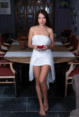 Niemira – ชาอย่างเป็นทางการ (122 ภาพถ่าย)