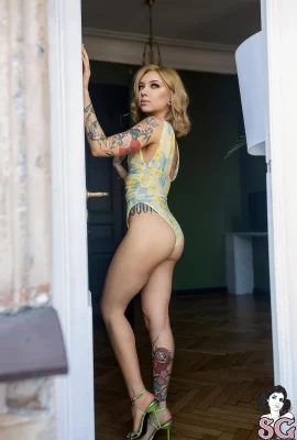 [Suicide Girls]3 ม.ค. 2568 – Roxylove – Golden Princess[54P]