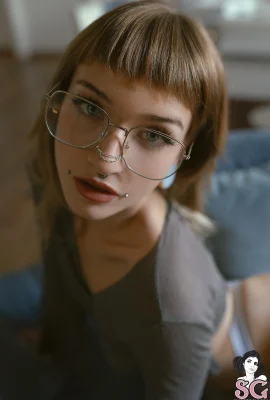 [Suicide Girls]07 ม.ค. 2025 – Whjtedahlia – อย่าปล่อยให้ฉันลง[48P]