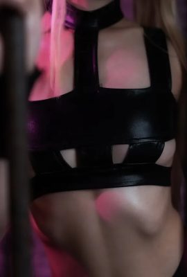 Xingdai Lulu Passerby Heroine Yingli Lili Leather Clotage Bondage