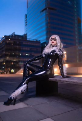 Enji Night – แมวดำ