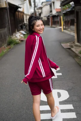 (Yamada Minami) รูปลักษณ์ที่สวยงามหวานมากจนมีฟันผุที่น่ารักและเซ็กซี่ (23 รูป)