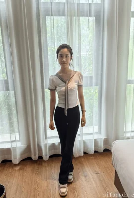 ชุดรูปถ่ายส่วนบุคคลของร่างกายมนุษย์ขนาดใหญ่จัสมินขนาดใหญ่ (57 ภาพ)