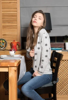 Mila Azul – Soleba (84 รูป)