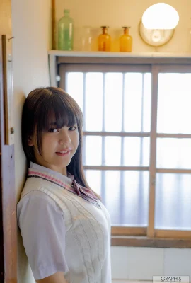 (Yumi しおん) เด็กหญิงที่มีกลิ่นเหม็นและเต้านมกลมที่เผยให้เห็นเธอ (26 รูป)