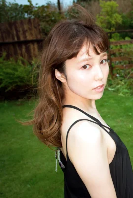 (Kikimika) หน้าอกเต็มและสวยงามร้อนเกินไปที่จะต้านทานการล่อลวง (25 รูป)