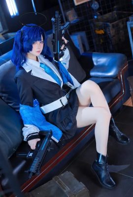 ปลาเกาะ – คลังเก็บสีน้ำเงิน Yuka Hayase