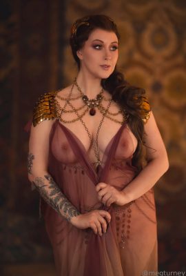 Meg Turney – Leia